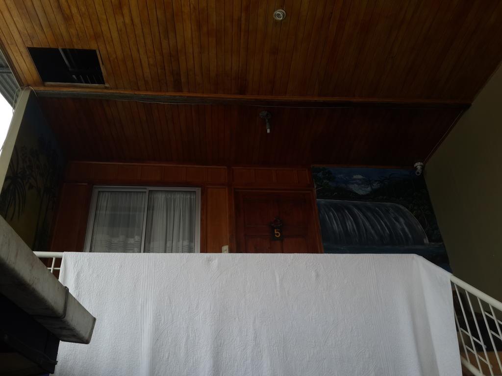 Cabinas Arsol Bed & Breakfast La Fortuna Exterior photo